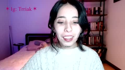 silkbite online show from April 18, 7:01 am