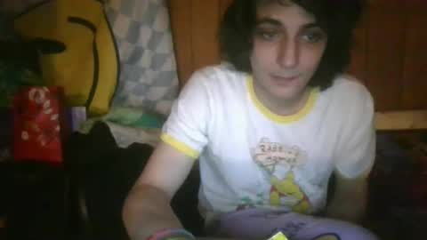 Snapshot of sillycutecow chatting on February 18, 12:15 am Hailey online show from February 18, 12:15 am