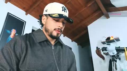 silvabranko online show from April 14, 11:22 pm