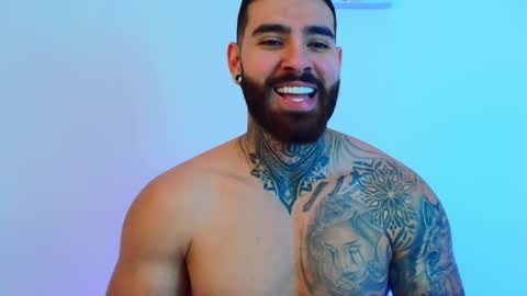 Snapshot of silvano_torrez chatting on February 13, 8:16 pm silavno online show from February 13, 8:16 pm