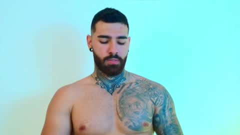 Snapshot of silvano_torrez chatting on March 2, 9:10 pm silavno online show from March 2, 9:10 pm