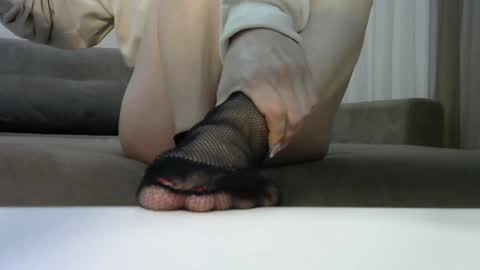 Snapshot of silver_still chatting on April 19, 6:10 pm silver_still online show from April 19, 6:10 pm