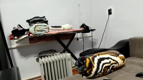 Sir online show from February 1, 7:44 pm