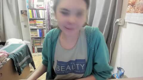 silvercaramel online show from February 15, 7:43 pm