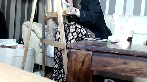 Snapshot of silverhairsexyass chatting on October 31, 9:05 pm SilverHairSexyAss online show from October 31, 9:05 pm