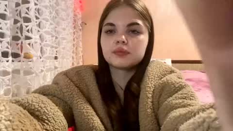 Snapshot of simamesaros chatting on February 23, 9:12 pm Stefa online show from February 23, 9:12 pm