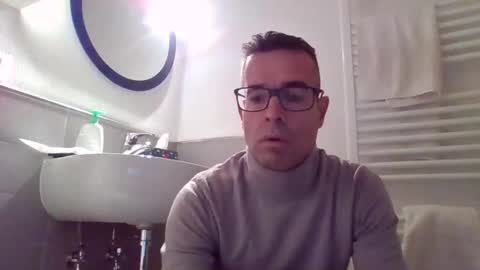 Italiandaddyitalydickassbottomassholecomshowmasturbatenudeboyitalyatleticcutemuscolarhardcockdickboy online show from February 23, 7:06 am