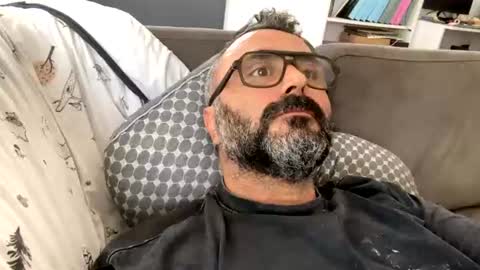 Snapshot of simon_bb chatting on July 22, 9:23 am Si online show from July 22, 9:23 am