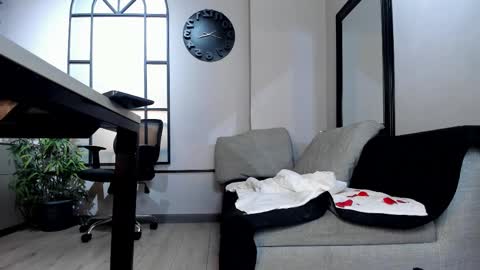 simon_durand online show from February 15, 7:51 am