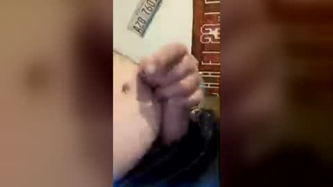 Snapshot of simonandydrew chatting on June 16, 8:17 am simonandydrew online show from June 16, 8:17 am