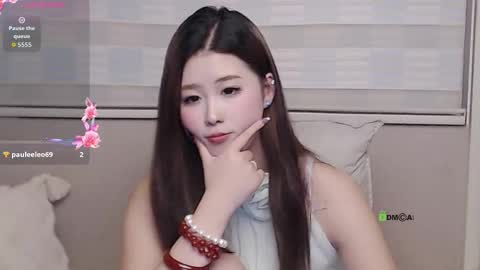 Snapshot of simonastephanie chatting on November 27, 8:22 pm simonastephanie online show from November 27, 8:22 pm