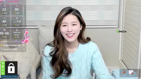 Snapshot of simonastephanie chatting on January 7, 10:18 am simonastephanie online show from January 7, 10:18 am