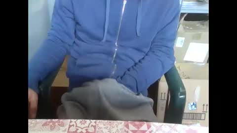 Snapshot of simoninside25 chatting on November 9, 6:55 am simoninside25 online show from November 9, 6:55 am