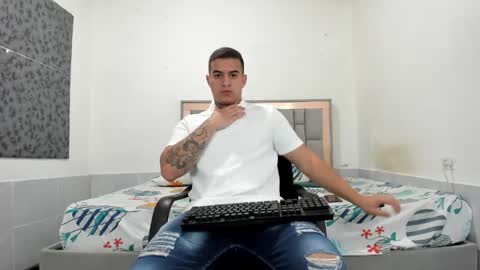 SIMON KELER online show from April 4, 10:02 am