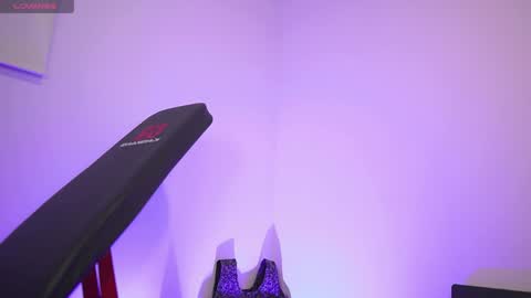 Snapshot of simoon_01 chatting on January 6, 2:58 am SIMOON online show from January 6, 2:58 am