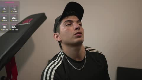 Snapshot of simoon_01 chatting on January 23, 5:35 am SIMOON online show from January 23, 5:35 am