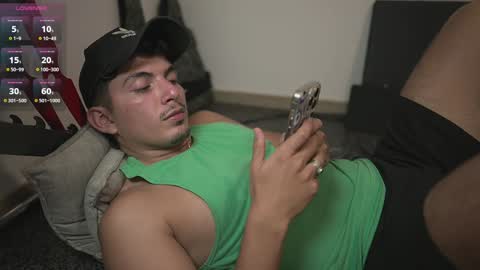 Snapshot of simoon_01 chatting on February 7, 4:06 am SIMOON online show from February 7, 4:06 am