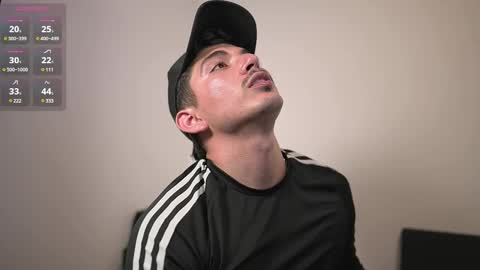 Snapshot of simoon_01 chatting on March 6, 9:14 am SIMOON online show from March 6, 9:14 am