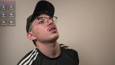 Snapshot of simoon_01 chatting on March 11, 6:00 am SIMOON online show from March 11, 6:00 am