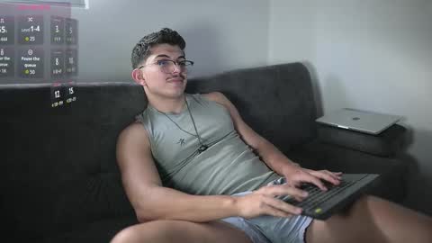 Snapshot of simoon_01 chatting on October 7, 7:11 pm SIMOON online show from October 7, 7:11 pm