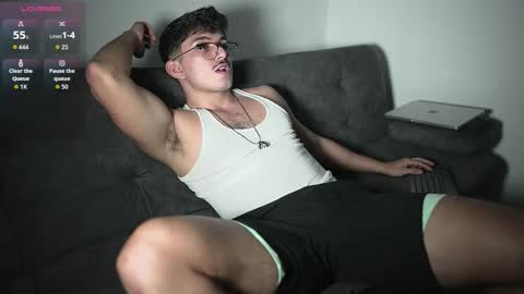 Snapshot of simoon_01 chatting on October 23, 4:12 am SIMOON online show from October 23, 4:12 am