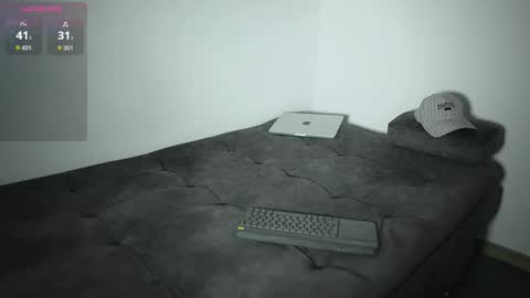 Snapshot of simoon_01 chatting on November 14, 6:12 am SIMOON online show from November 14, 6:12 am