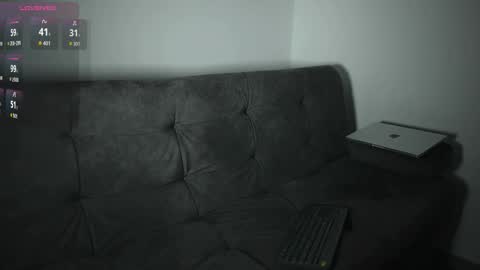 Snapshot of simoon_01 chatting on November 18, 3:01 am SIMOON online show from November 18, 3:01 am