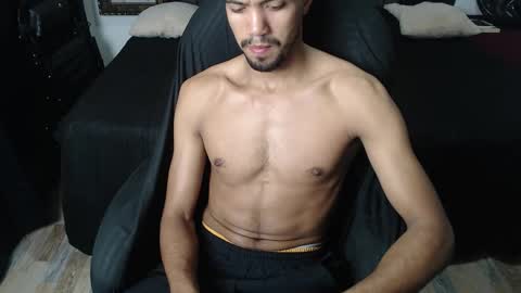 Snapshot of simple_guyy chatting on November 16, 4:29 am Andrey online show from November 16, 4:29 am