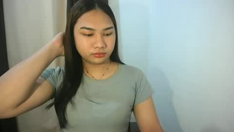 Snapshot of simply_francine chatting on June 12, 1:04 am simply francine online show from June 12, 1:04 am