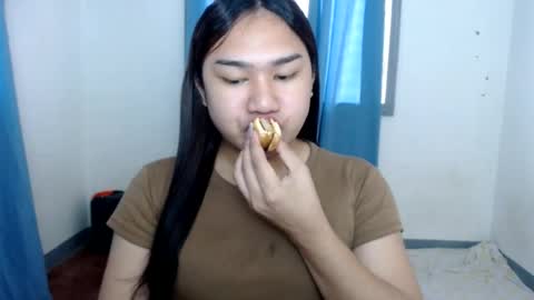Snapshot of simply_francine chatting on July 23, 12:57 am simply francine online show from July 23, 12:57 am