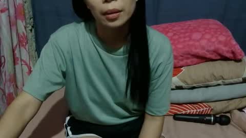 mia online show from February 25, 1:15 am