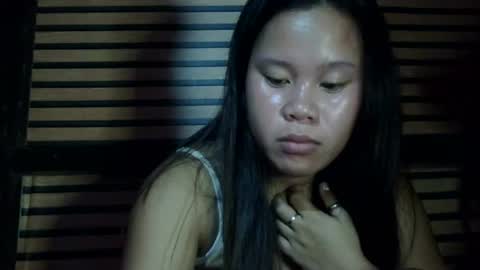 simply_y0urs online show from December 6, 7:01 pm