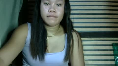 simply_y0urs online show from December 17, 5:47 pm