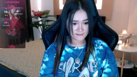 Snapshot of simplykhate chatting on October 10, 1:59 am Adrianna Fowler online show from October 10, 1:59 am