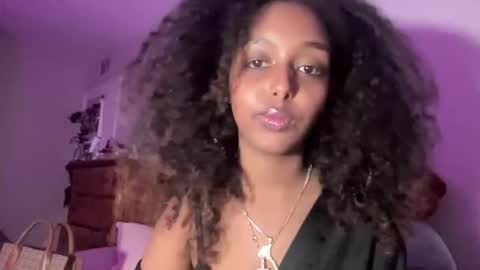 Snapshot of simplysalah chatting on February 20, 2:08 am simplysalah online show from February 20, 2:08 am