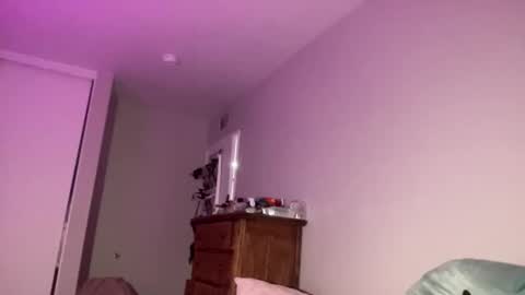 Snapshot of simplysalah chatting on February 20, 6:26 am simplysalah online show from February 20, 6:26 am