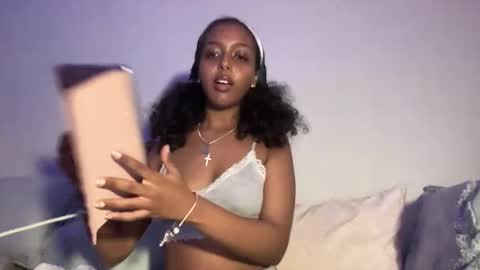 Snapshot of simplysalah chatting on March 3, 4:18 am simplysalah online show from March 3, 4:18 am