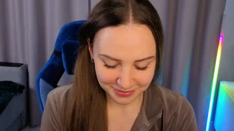 Snapshot of simplyzoe chatting on February 26, 4:11 am Zoe online show from February 26, 4:11 am