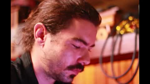 sincere369 online show from April 15, 10:11 am