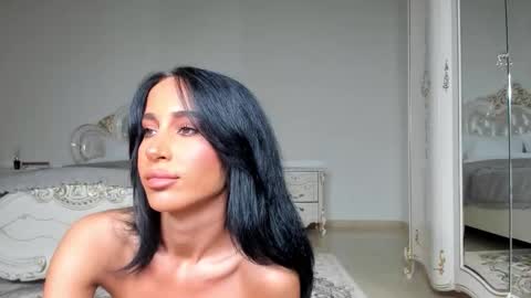 Snapshot of sincerelyc chatting on November 25, 9:26 pm C online show from November 25, 9:26 pm