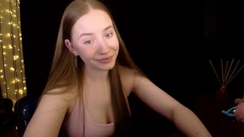 Sindi online show from April 15, 3:19 pm