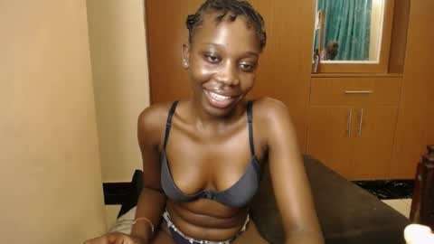 Elsy online show from April 14, 8:59 pm