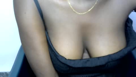 sinful_bitch80 online show from May 28, 11:57 pm