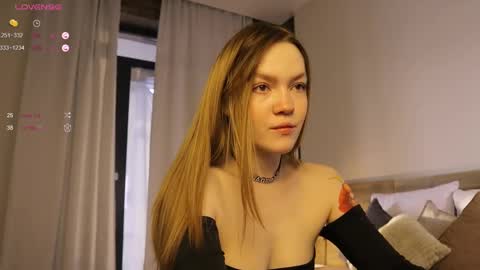 Ivy online show from March 4, 2:06 am