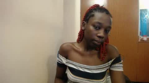 Snapshot of sinn_doll chatting on May 28, 11:07 am Elsie online show from May 28, 11:07 am