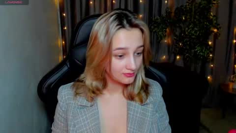 Sinty Noria online show from February 21, 4:40 am