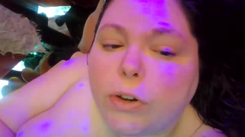 Siofra online show from February 12, 6:03 pm