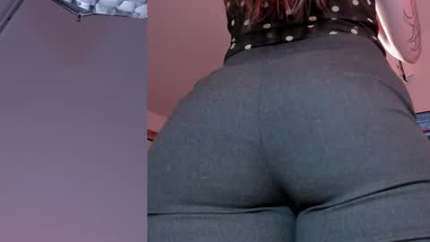 Snapshot of siouxsie_cenobite chatting on May 29, 11:30 am Siouxsie online show from May 29, 11:30 am