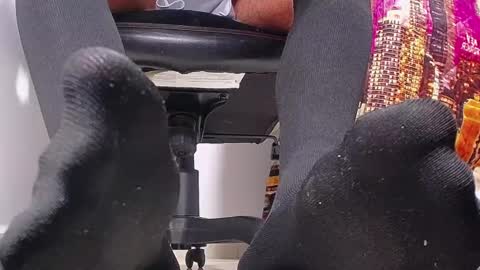 only foot                         worshipers here online show from February 6, 2:11 am