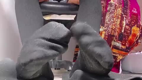 only foot                         worshipers here online show from February 11, 9:56 pm